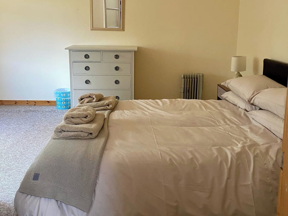 Double bedroom | Suisnish House, Suisnish House