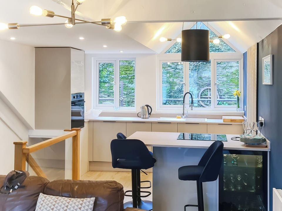 New Kitchen | Upper Riverdene, Kingswear