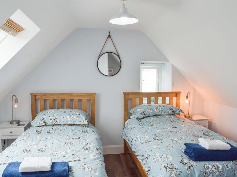 Twin bedroom | Seacliffe, Kildonan