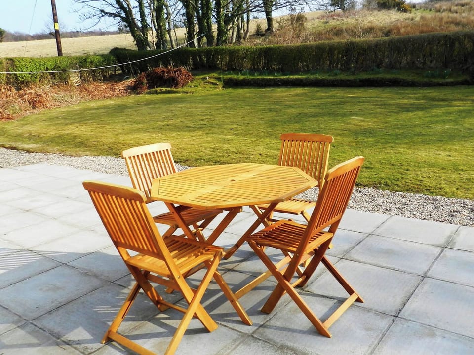 Sitting-out-area | Goatfell View, Brodick, Isle of Arran
