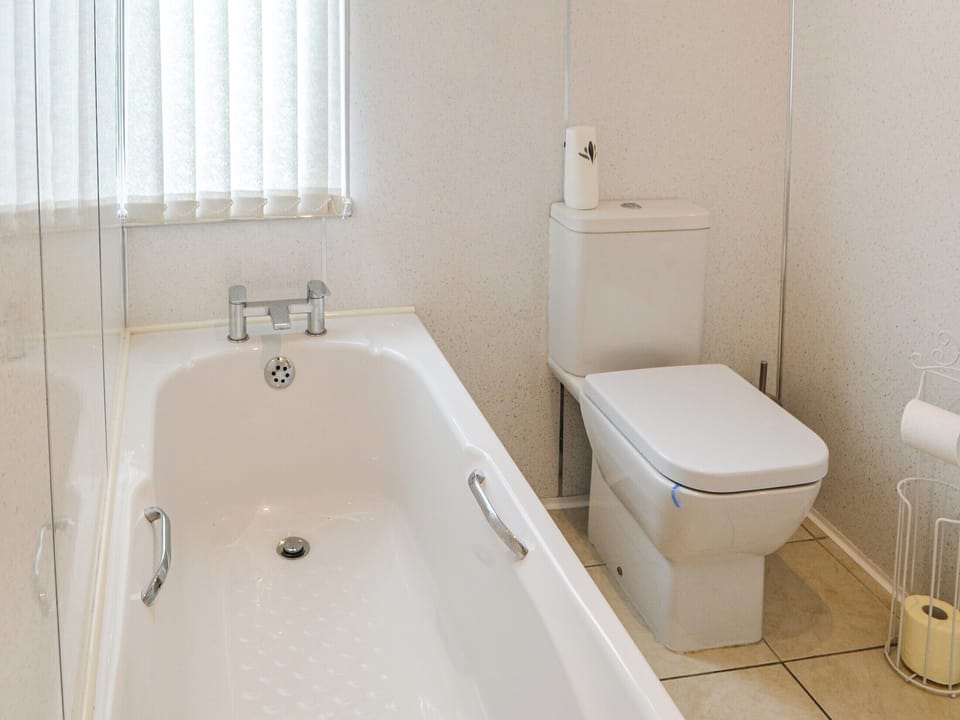 Bathroom | The Ranch, Bamburgh