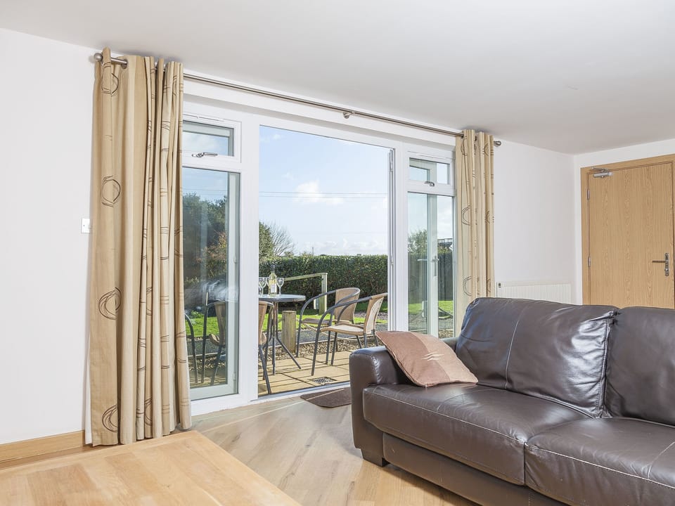 Living area | 3 Red Rock - Red Rock Apartments, Dawlish Warren