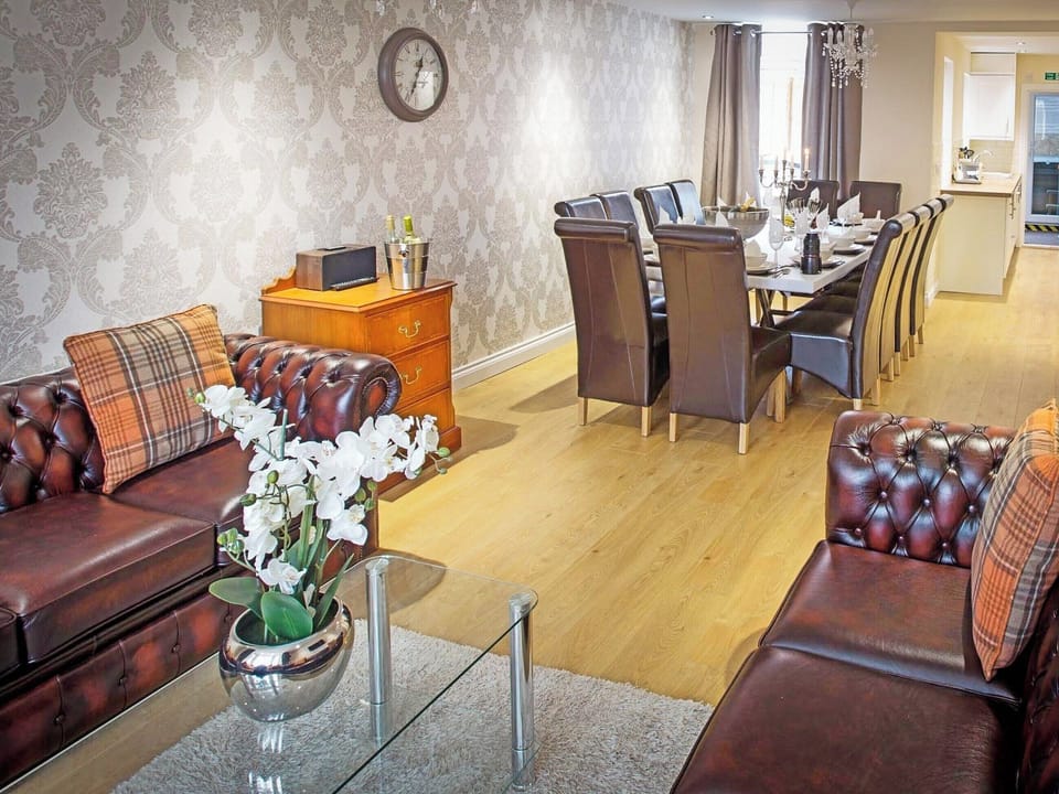 Living area | Ravines - The Town Houses, Scarborough