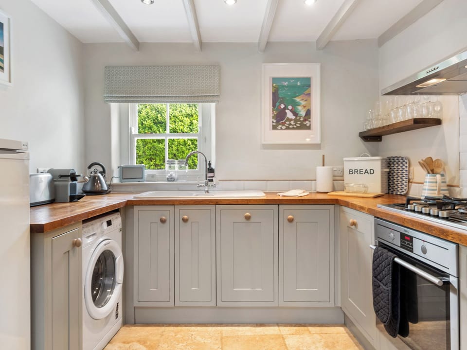 Kitchen area | Caswell Cottage, Solva, Haverfordwest