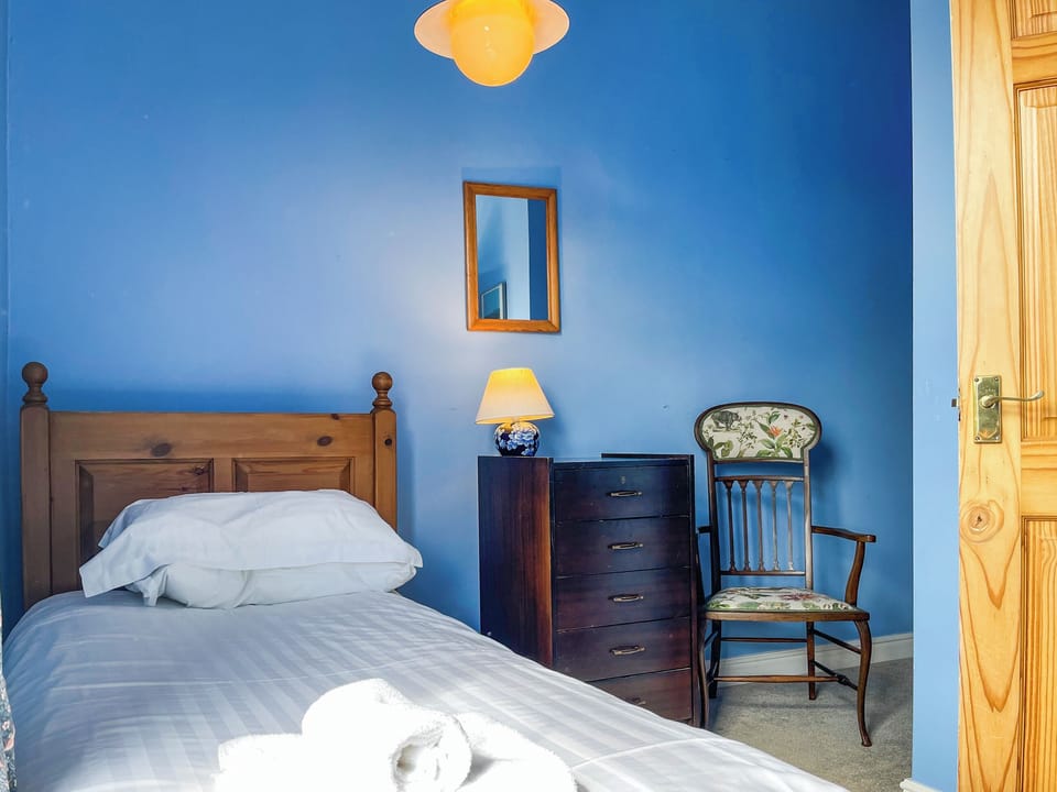 Cosy single bedroom | Hillcrest, Pickering