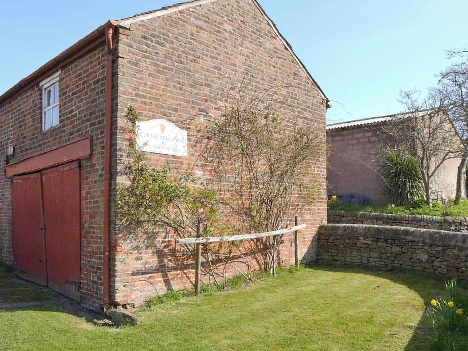 Around the gardens and grounds | Swallows Barn Cottage - Colley Mill Farm, North Rode
