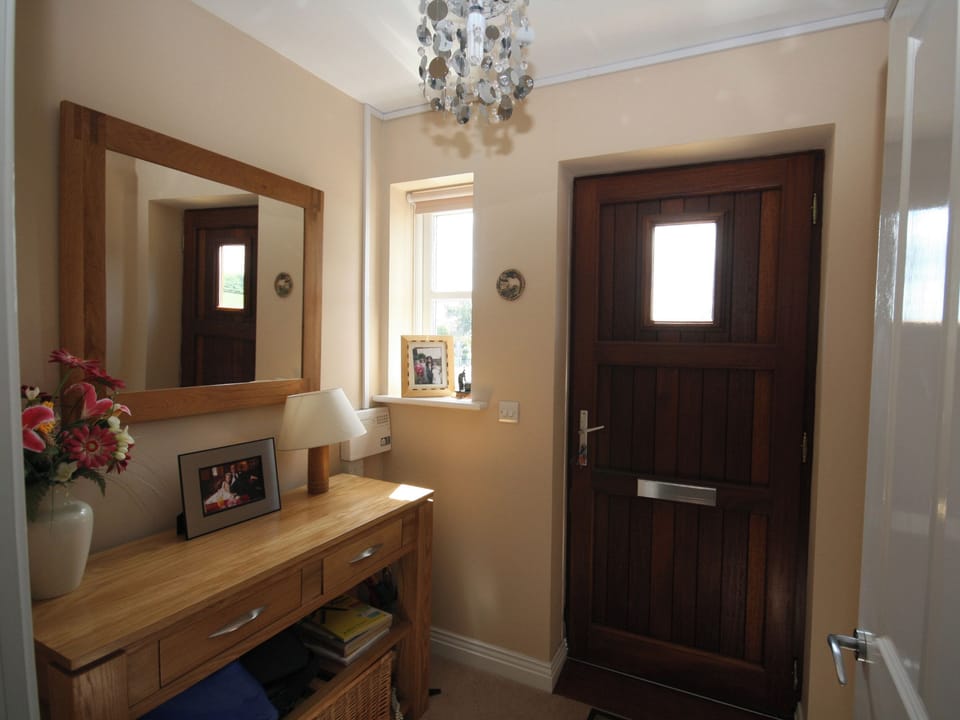 Bathroom | Gull Newk Cottage, Flamborough near Bridlington
