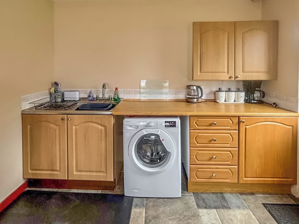 Bathroom | Croft Cottage, Gairloch, Wester Ross