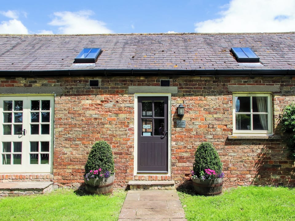 Exterior | The Old Cowshed - The Drewton Estate Cottages, South Cave near Beverley