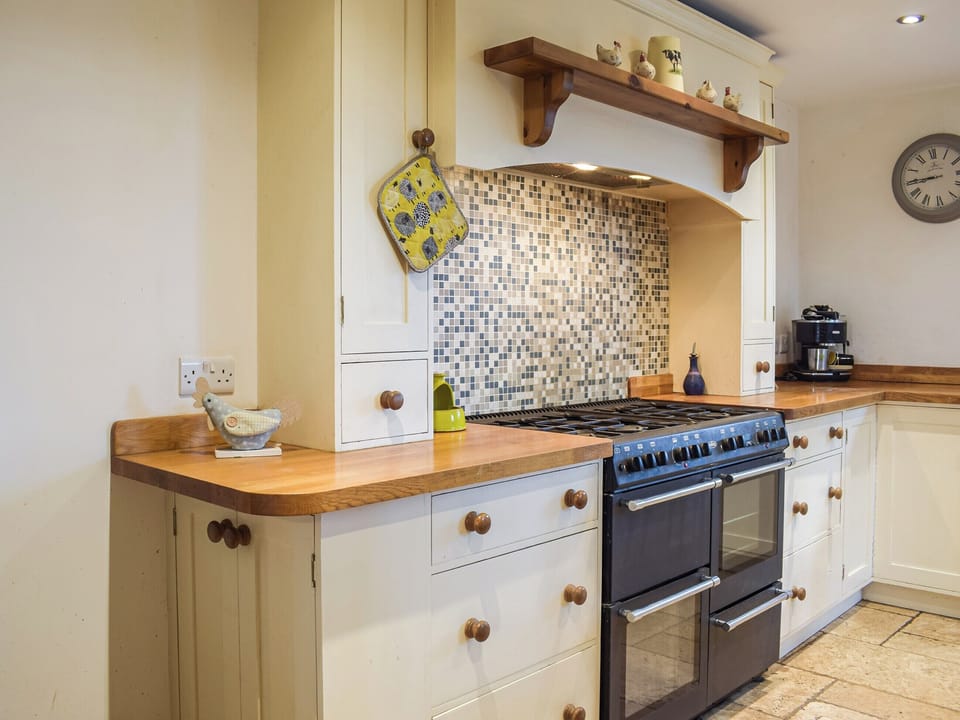 Kitchen/diner | Colstey Farmhouse, Clun, near Bishops Castle