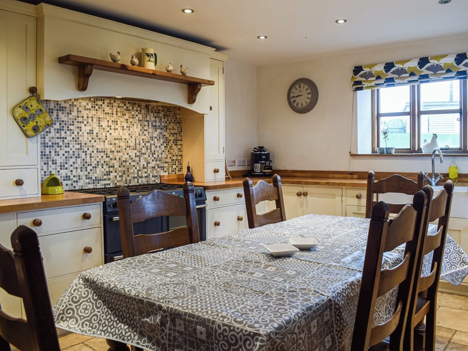 Kitchen/diner | Colstey Farmhouse, Clun, near Bishops Castle