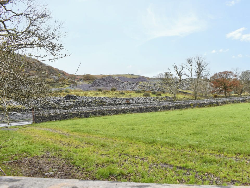 View | Ty Mawr 1 - Ty Mawr Cottages, Windermere