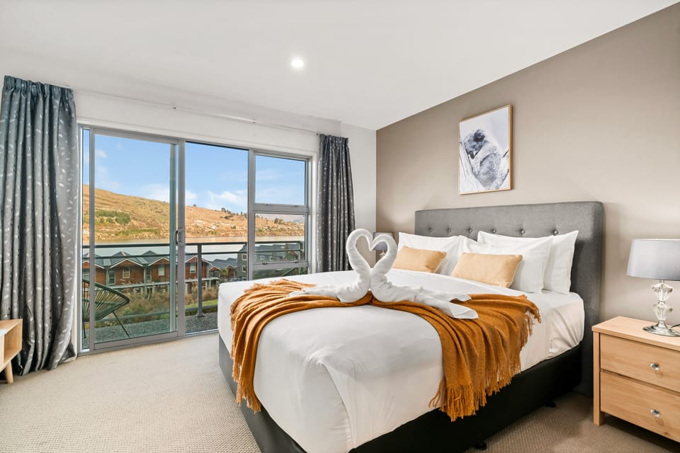 Apartment | 2 bedrooms, free WiFi, bed sheets