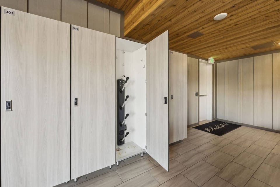Ski Lockers at Blackstone 304 with boot and glove dryers