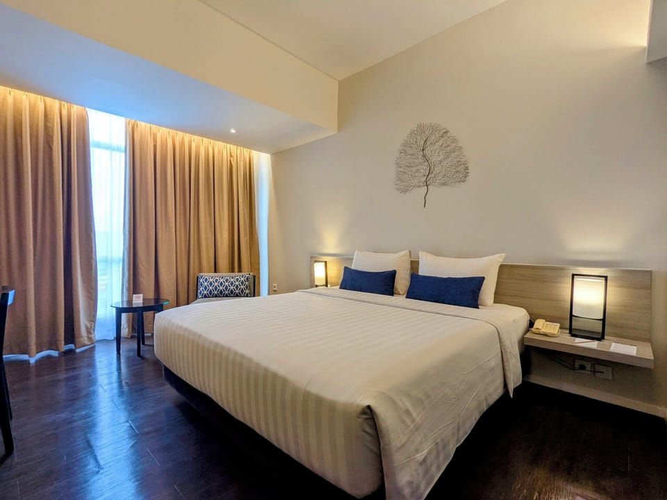 Superior Double Room | Premium bedding, minibar, in-room safe, desk