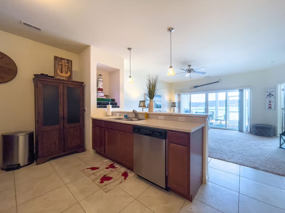 Breakfast bar and living area