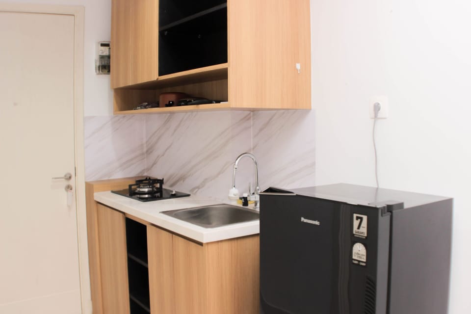 Apartment | Private kitchen | Fridge, cookware/dishes/utensils
