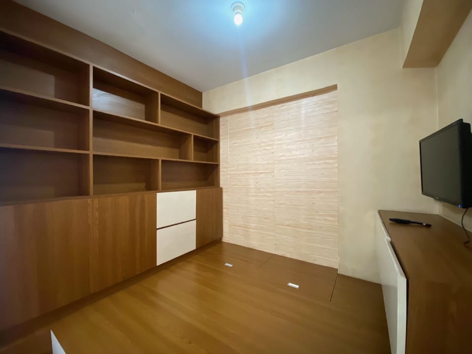 Apartment, 1 Bedroom | Living area | TV
