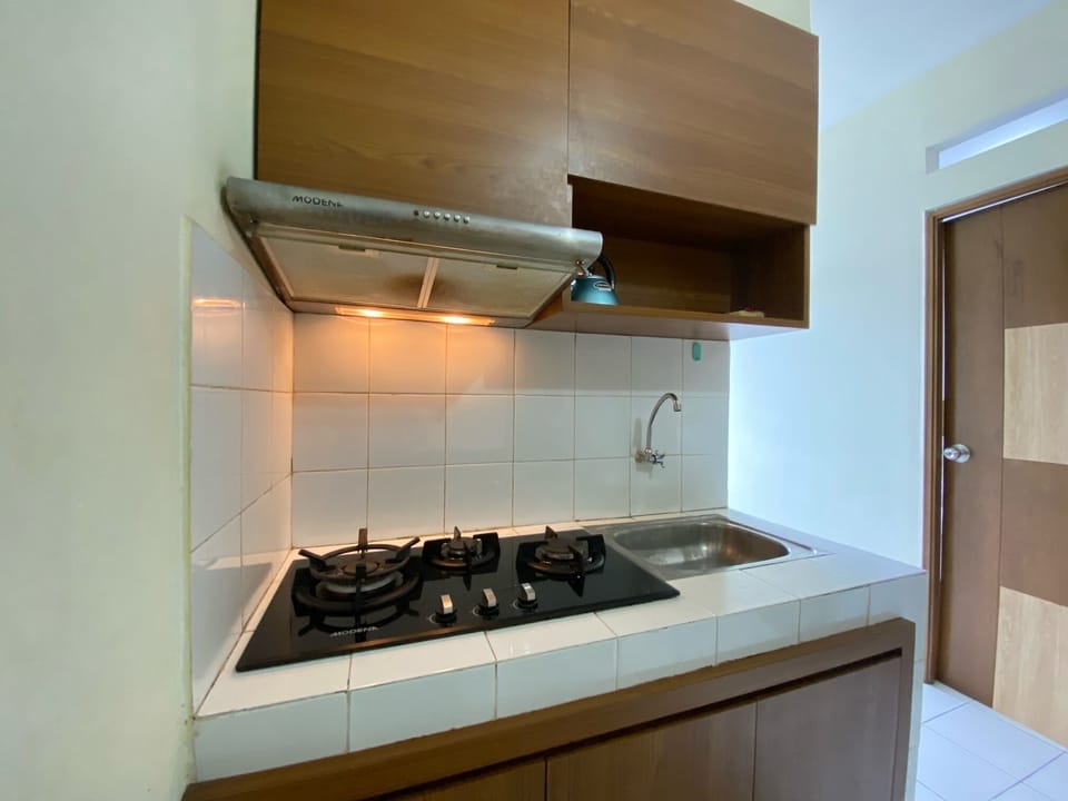 Apartment, 1 Bedroom | Private kitchen | Fridge, cookware/dishes/utensils