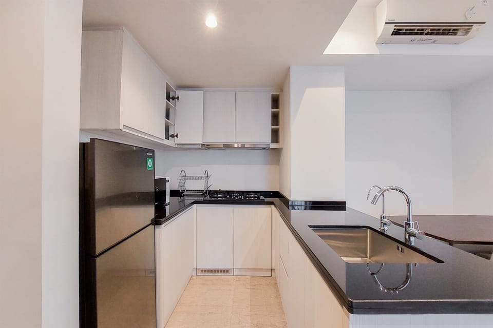 Apartment, 2 Bedrooms | Private kitchen | Fridge, cookware/dishes/utensils