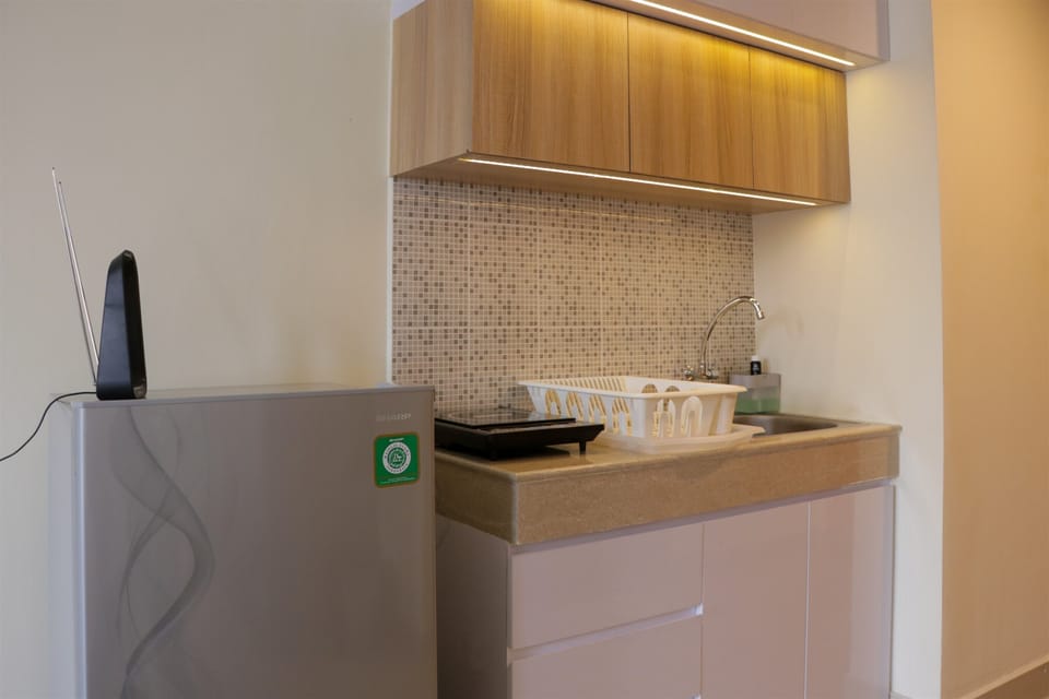Apartment | Private kitchen | Fridge, cookware/dishes/utensils