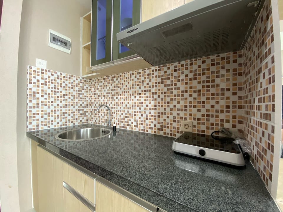 Apartment | Private kitchen | Fridge, cookware/dishes/utensils