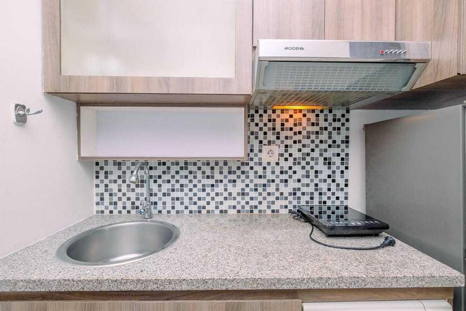Apartment | Private kitchen | Fridge, cookware/dishes/utensils