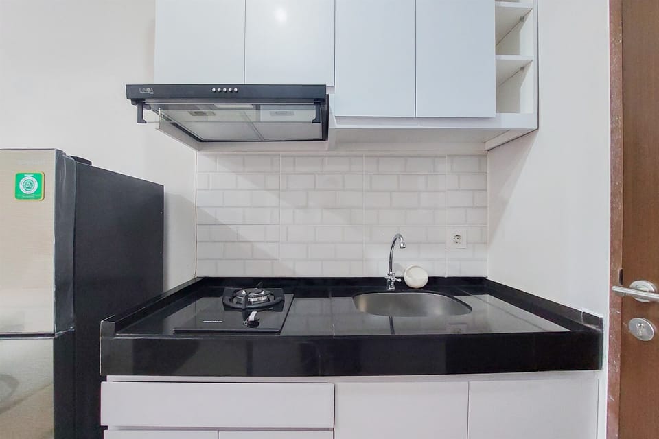 Apartment | Private kitchen | Fridge, cookware/dishes/utensils