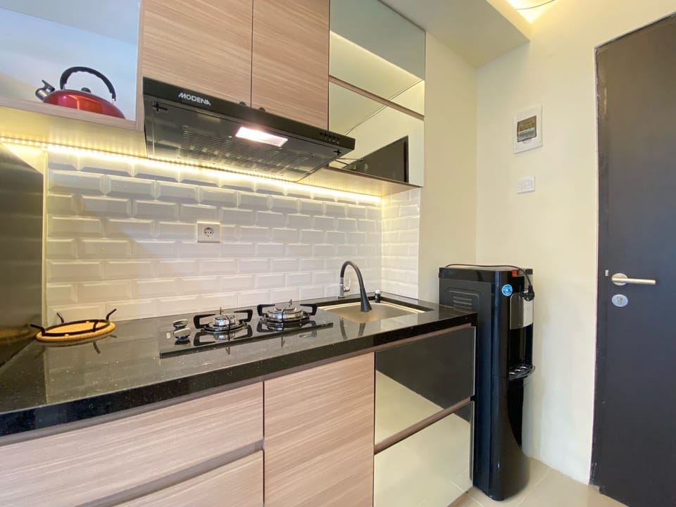 Apartment | Private kitchen | Fridge, cookware/dishes/utensils