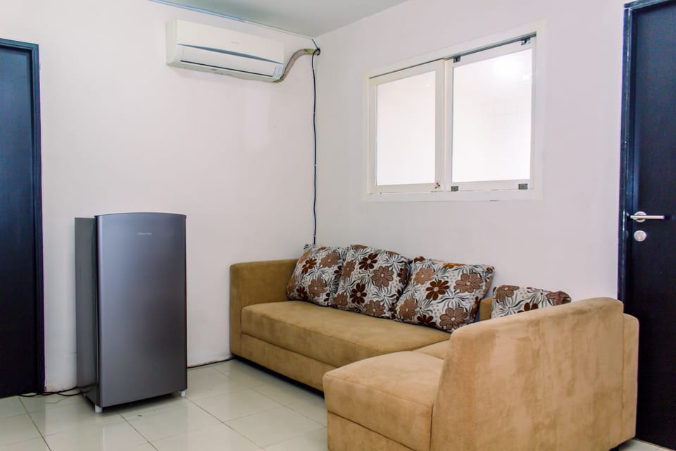 Apartment, 1 Bedroom | Living area | TV
