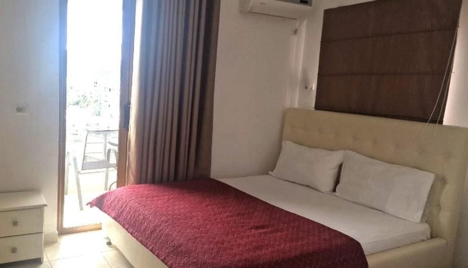 Triple Room, Balcony | Free WiFi, bed sheets