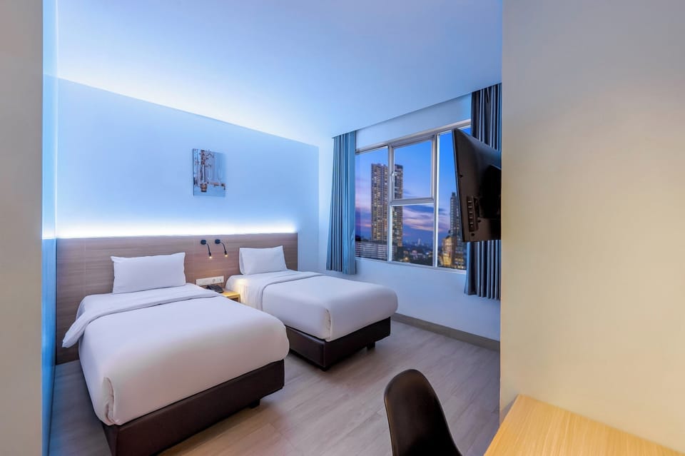 Superior Double or Twin Room | Iron/ironing board, bed sheets