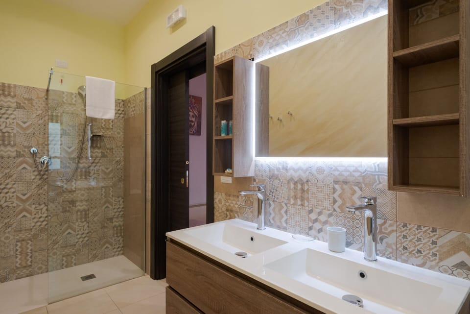 Superior Triple Room, Ensuite, Garden View (Camera Tripla 6) | Bathroom