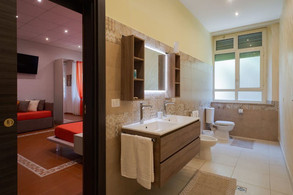 Superior Triple Room, Ensuite, Garden View (Camera Tripla 6) | Bathroom