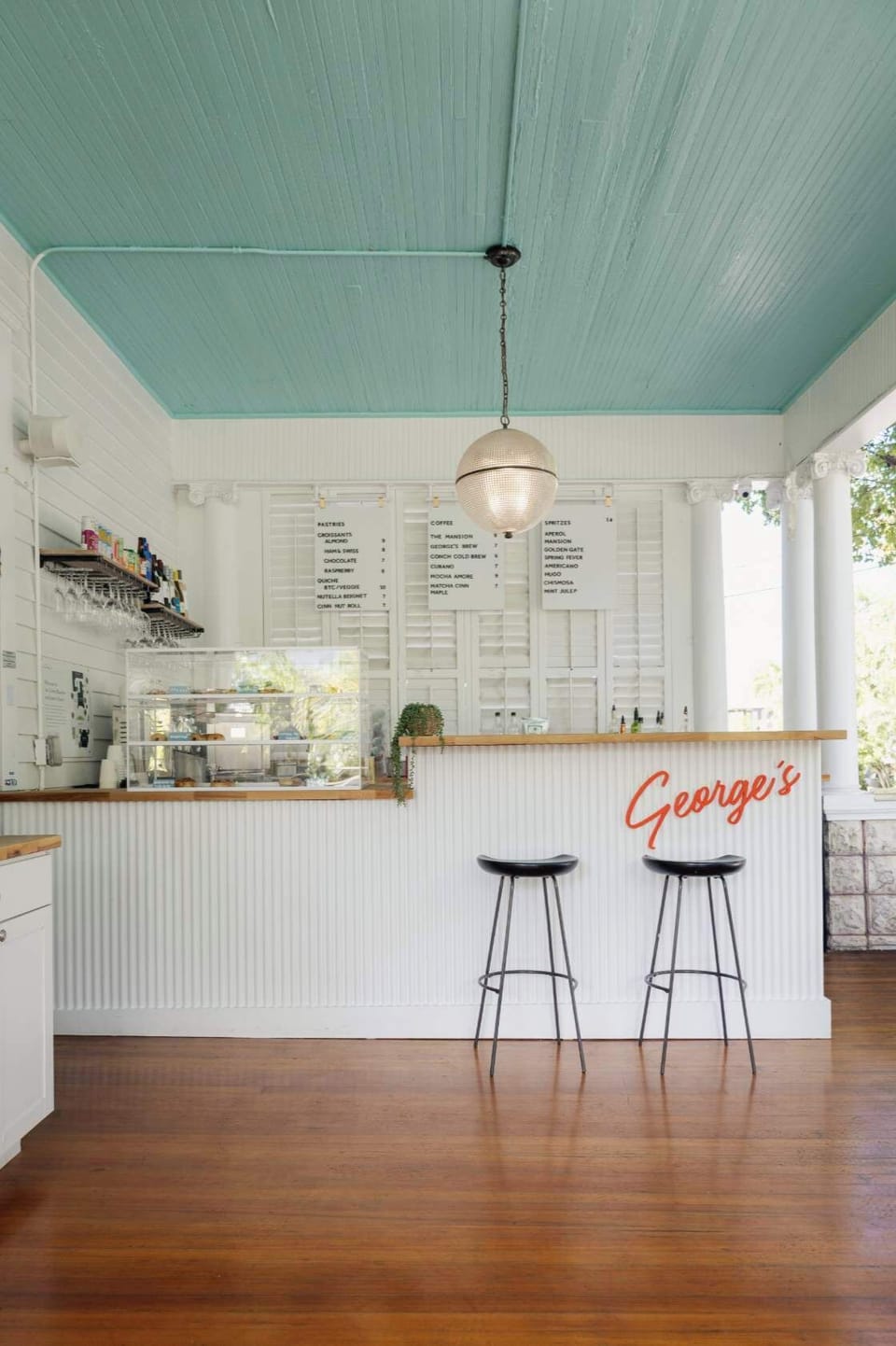 George’s Café, Bar & Spritz