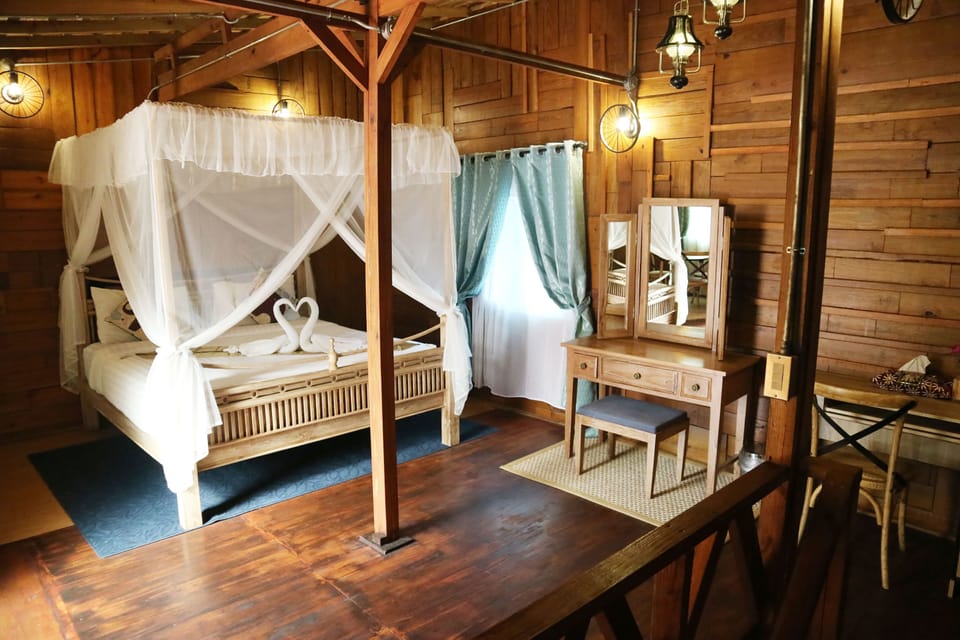 Family Room, City View | In-room safe, rollaway beds, free WiFi, bed sheets