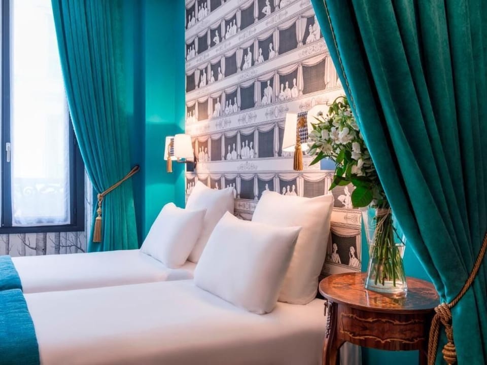 Double or Twin Room | In-room safe, desk, blackout drapes, soundproofing