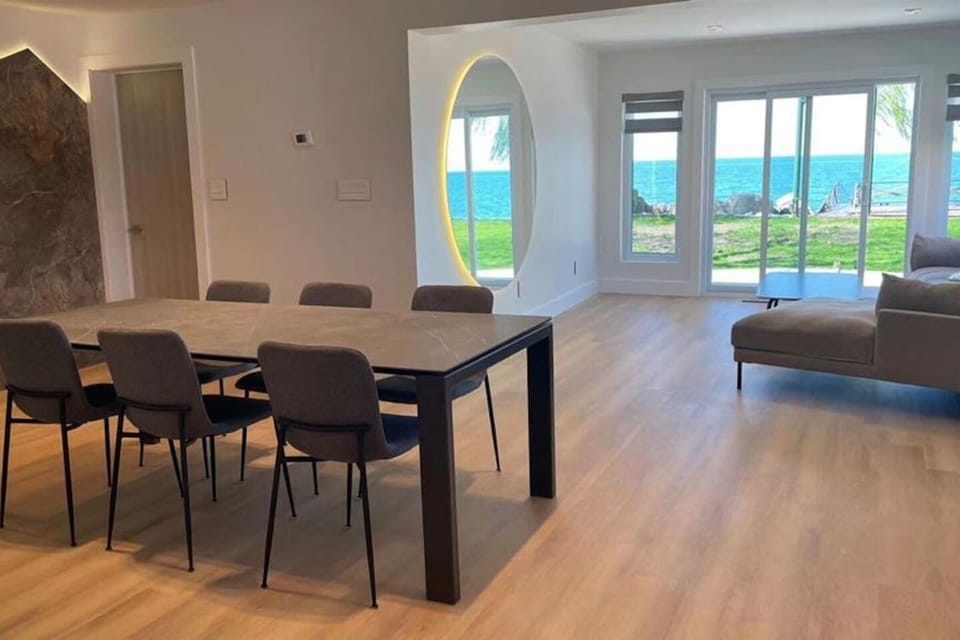Open Dining Area