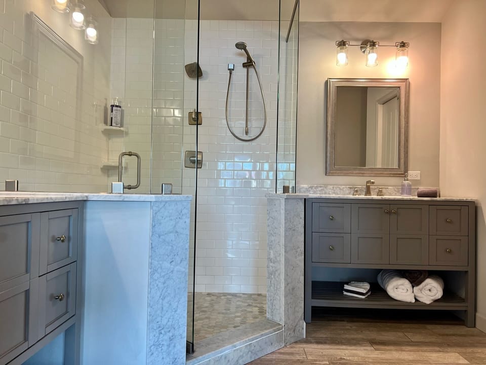 Cottage Master Bath