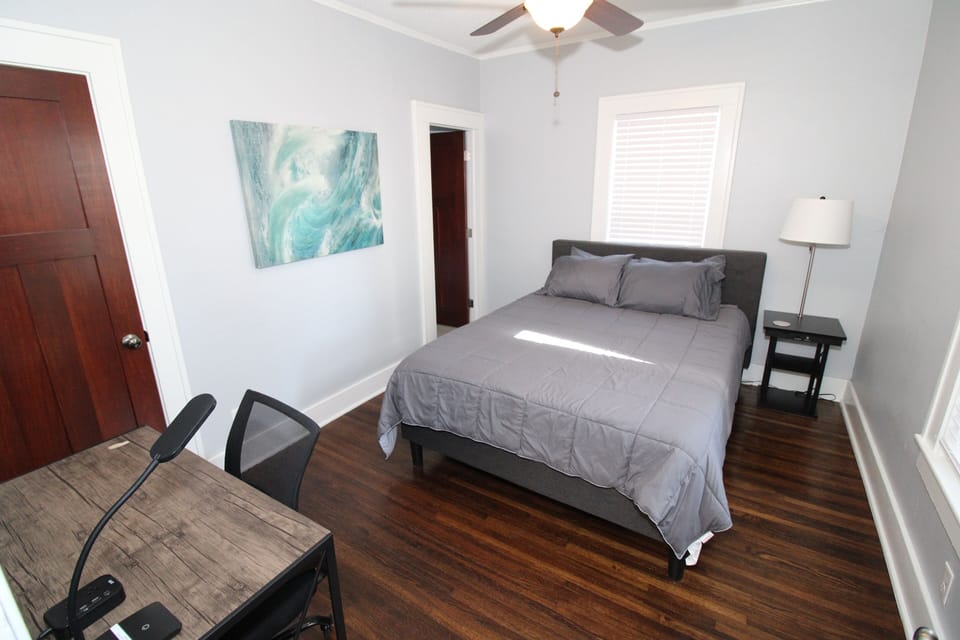Queen bedroom