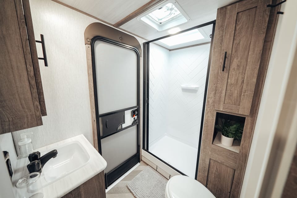Full bathroom