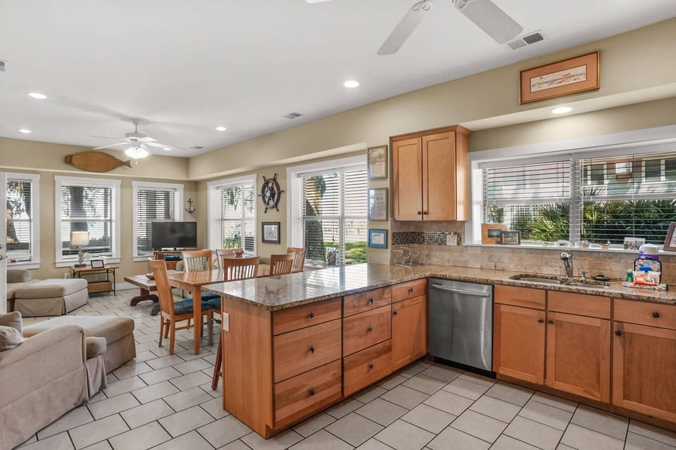 Open floor plan in the main area