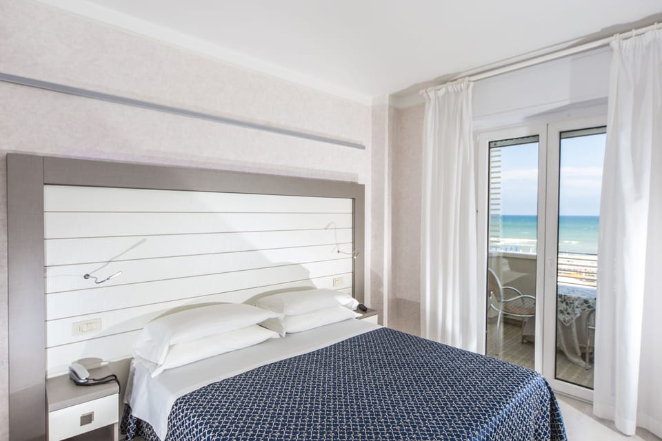 Deluxe Triple Room | Frette Italian sheets, premium bedding, minibar, in-room safe