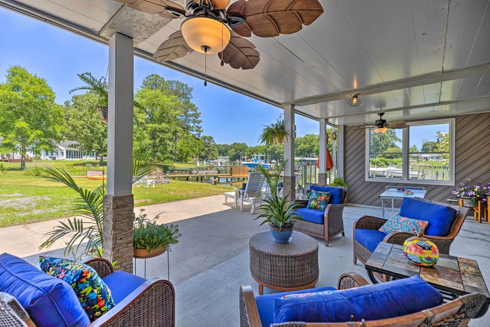 Patio | Gas Grill | Ping Pong Table | 2-Story Home