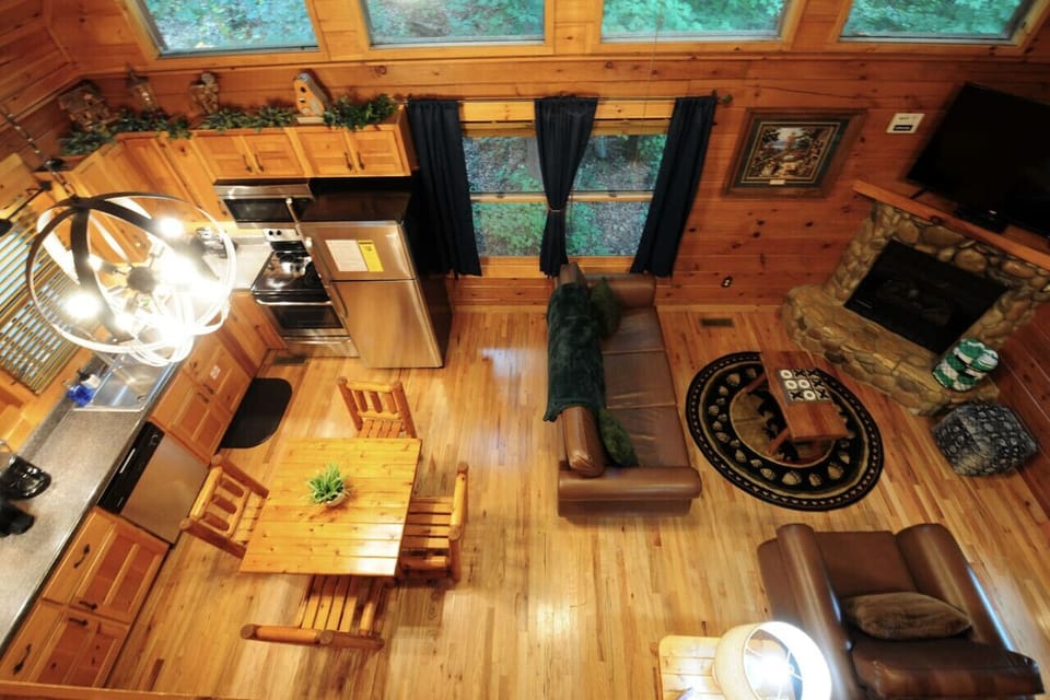 Overview of the cabin kitchen/dining/living area