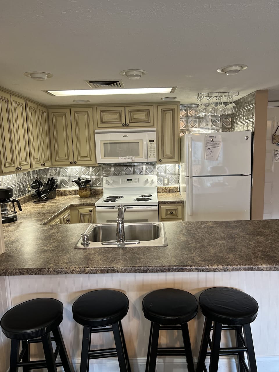 Fully Stocked Kitchen