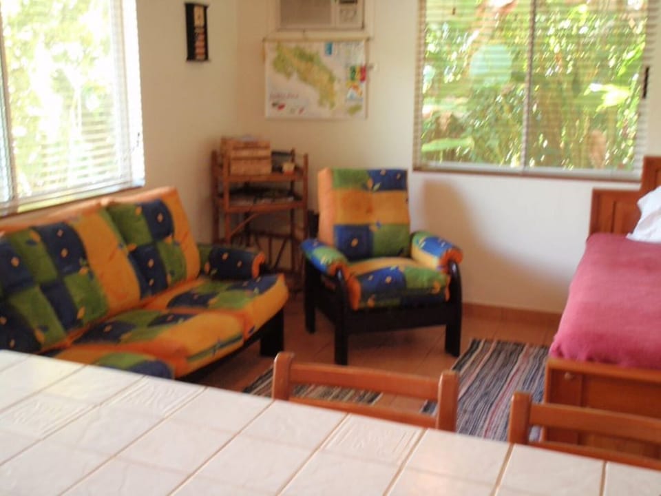 Living room to the 2 story beach bungalow