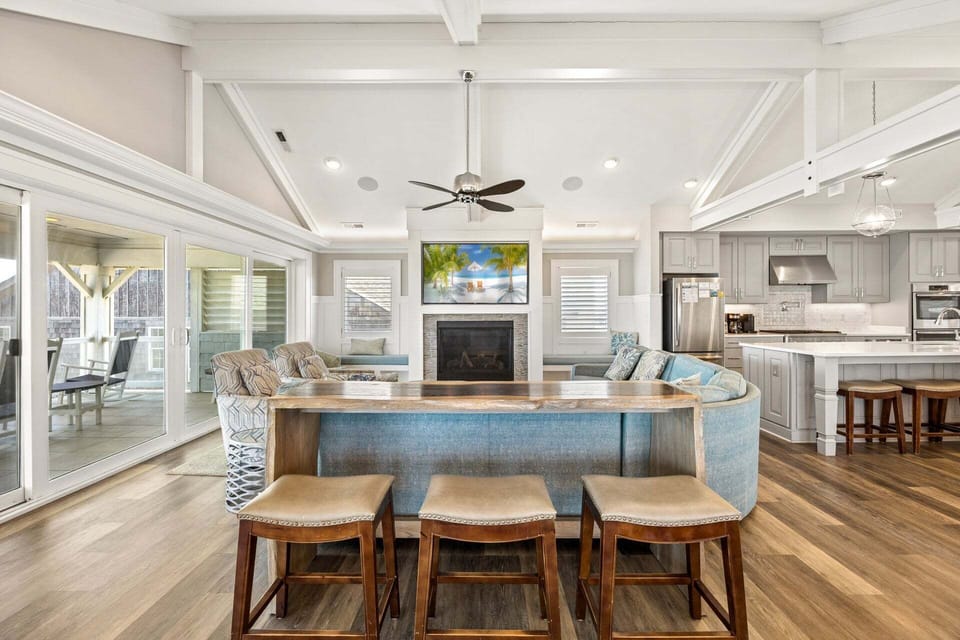 Take in the ocean air and natural light in the beautiful living area!