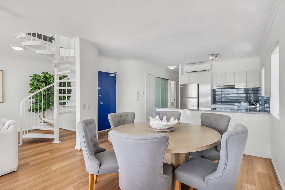 Dining and kitchen area