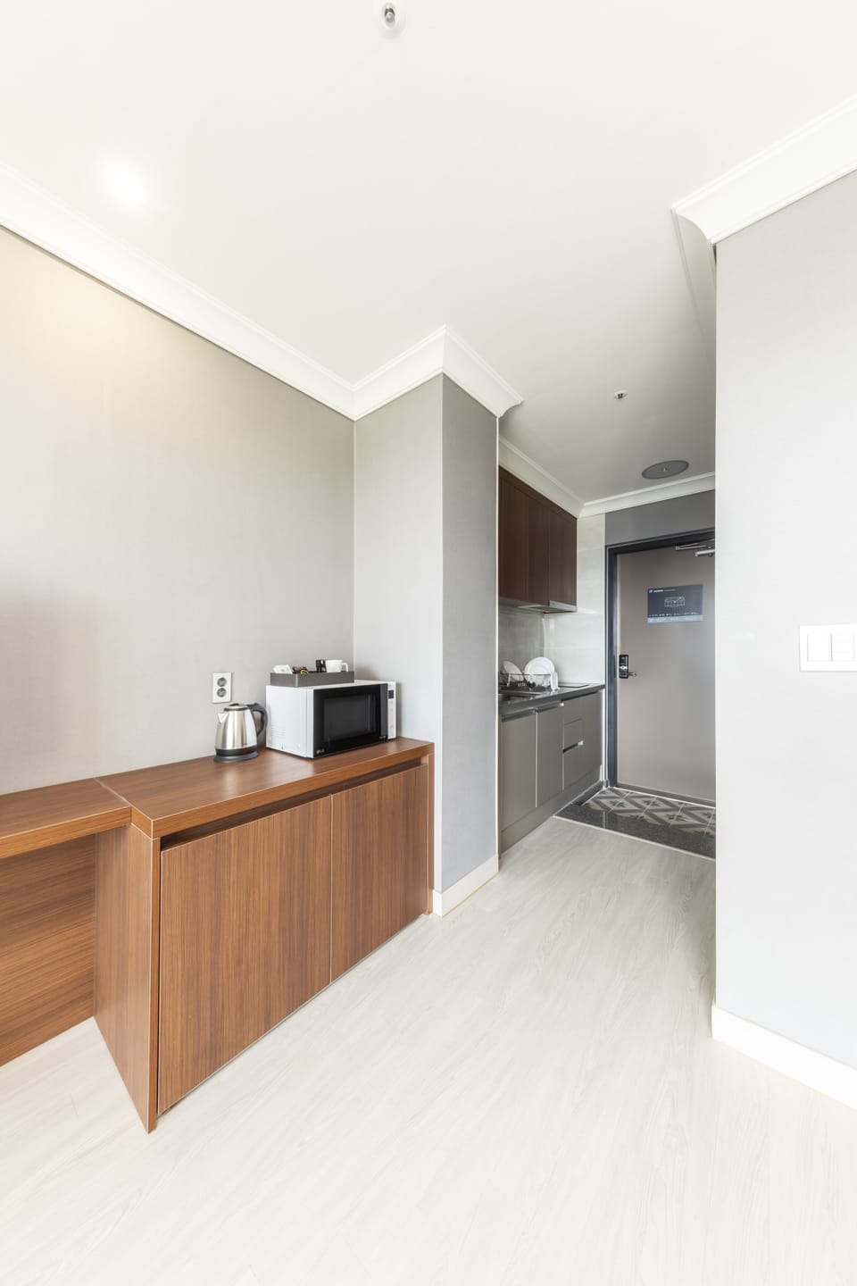 Standard Condo | Desk, laptop workspace, blackout drapes, soundproofing